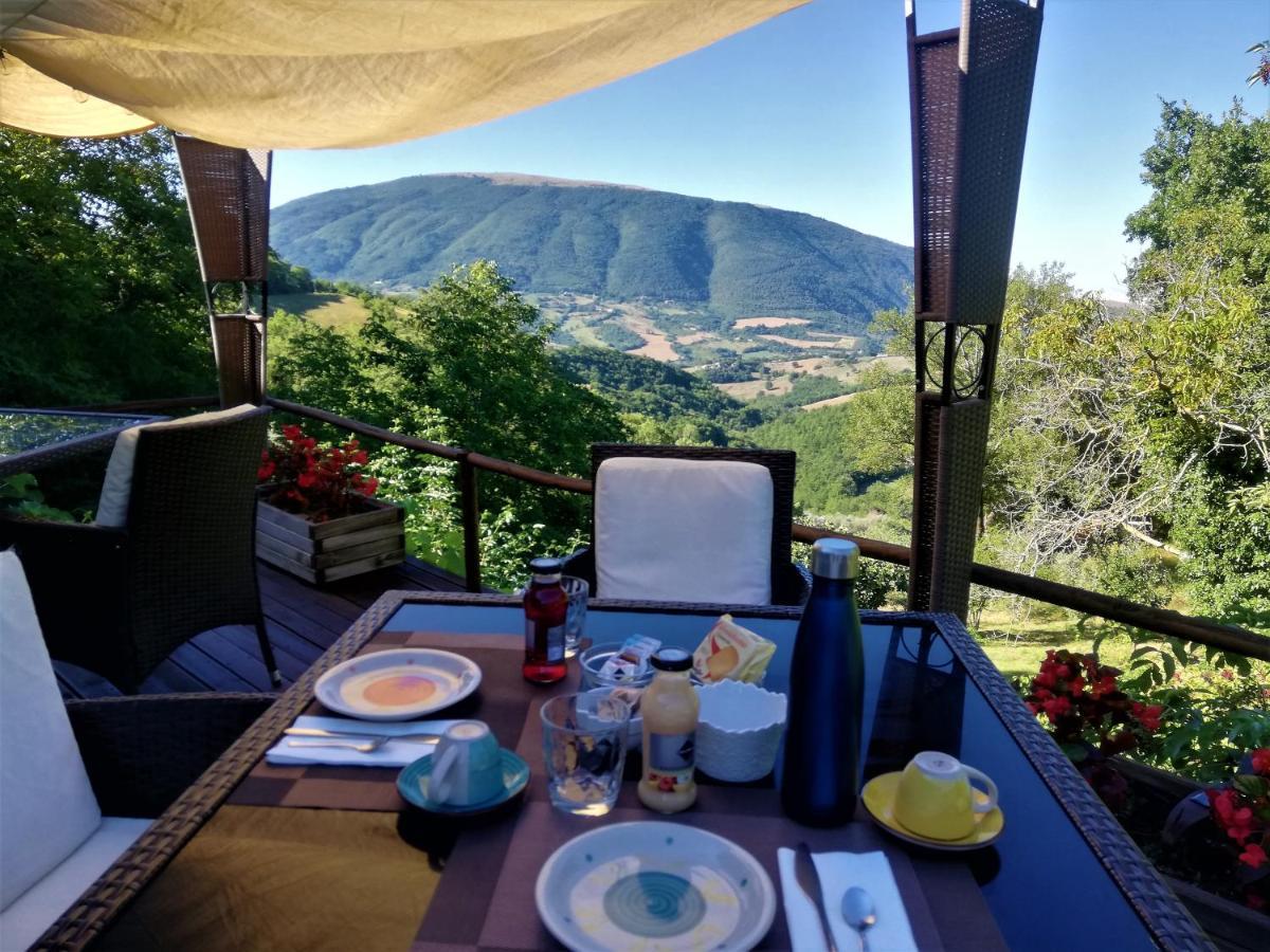 Le Ginestre Guesthouse Ассізі Екстер'єр фото