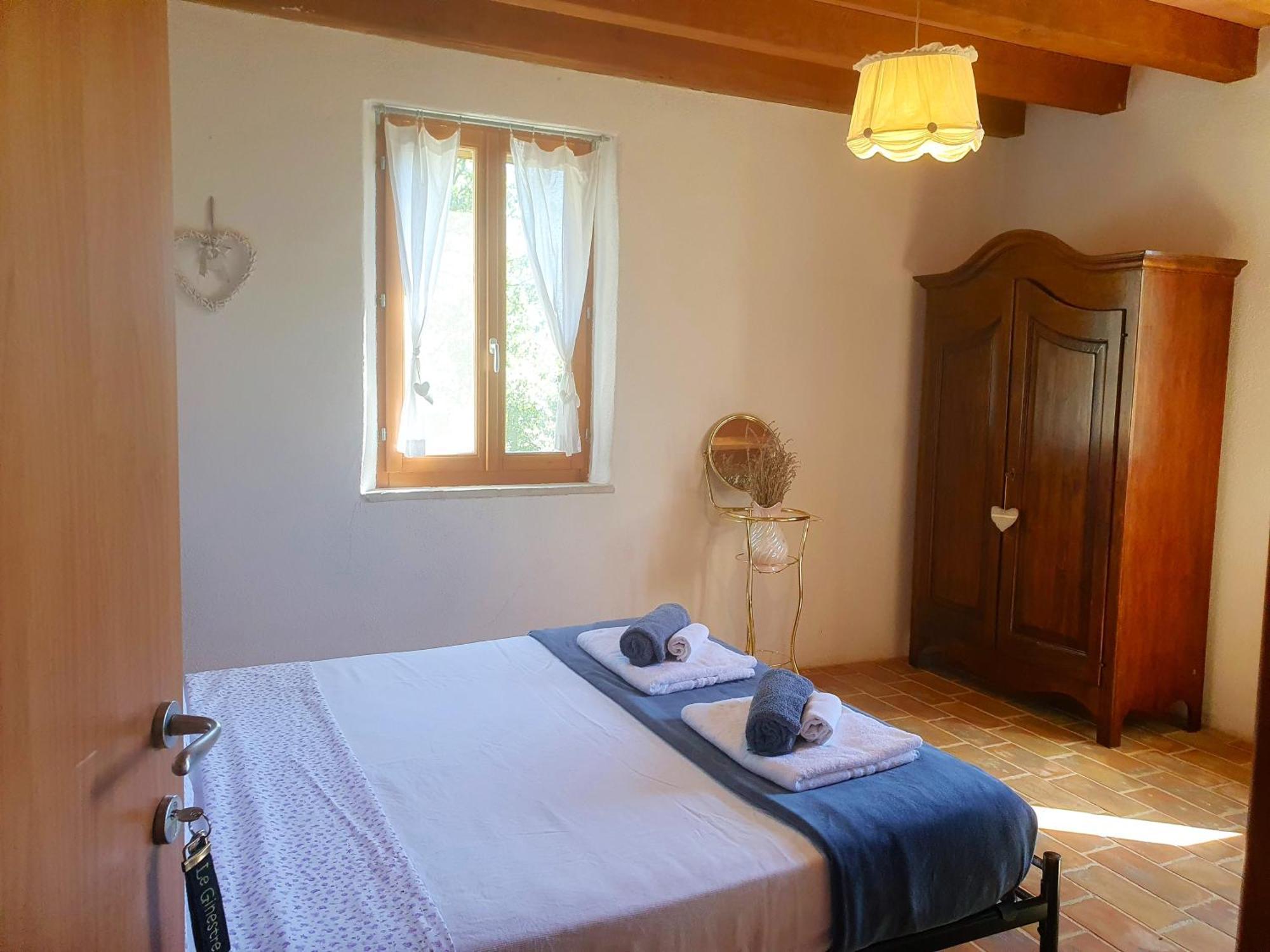 Le Ginestre Guesthouse Ассізі Екстер'єр фото